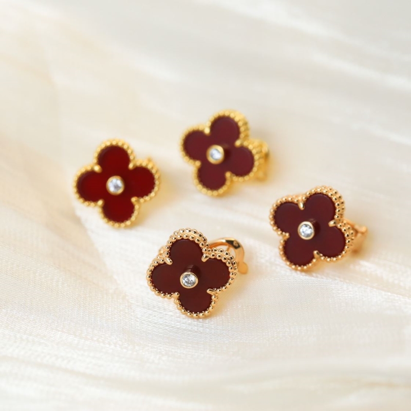 Ba*len*cia*ga earrings